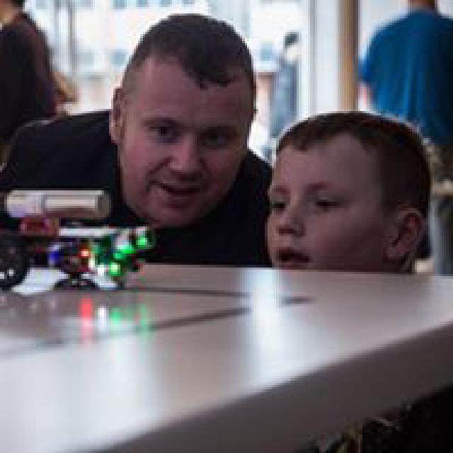 robot1.jpg