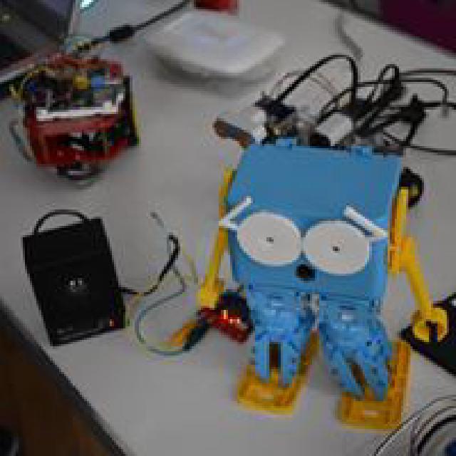 robot2.jpg